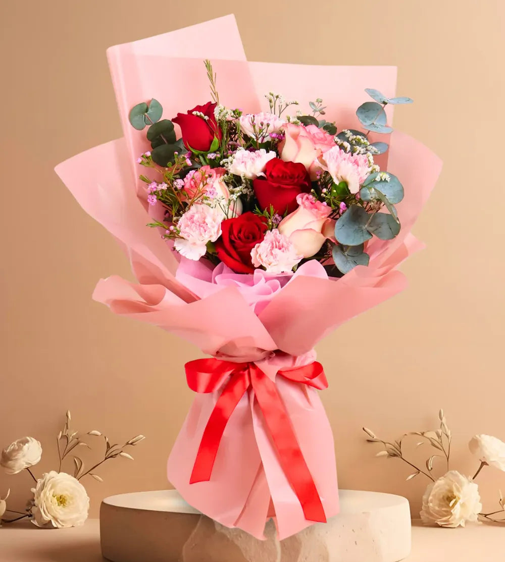 Bloom Belle (6 Roses, 3 Carnations)