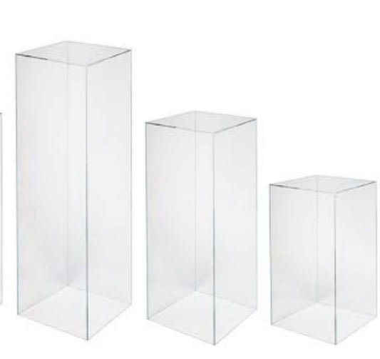 Clear plinths